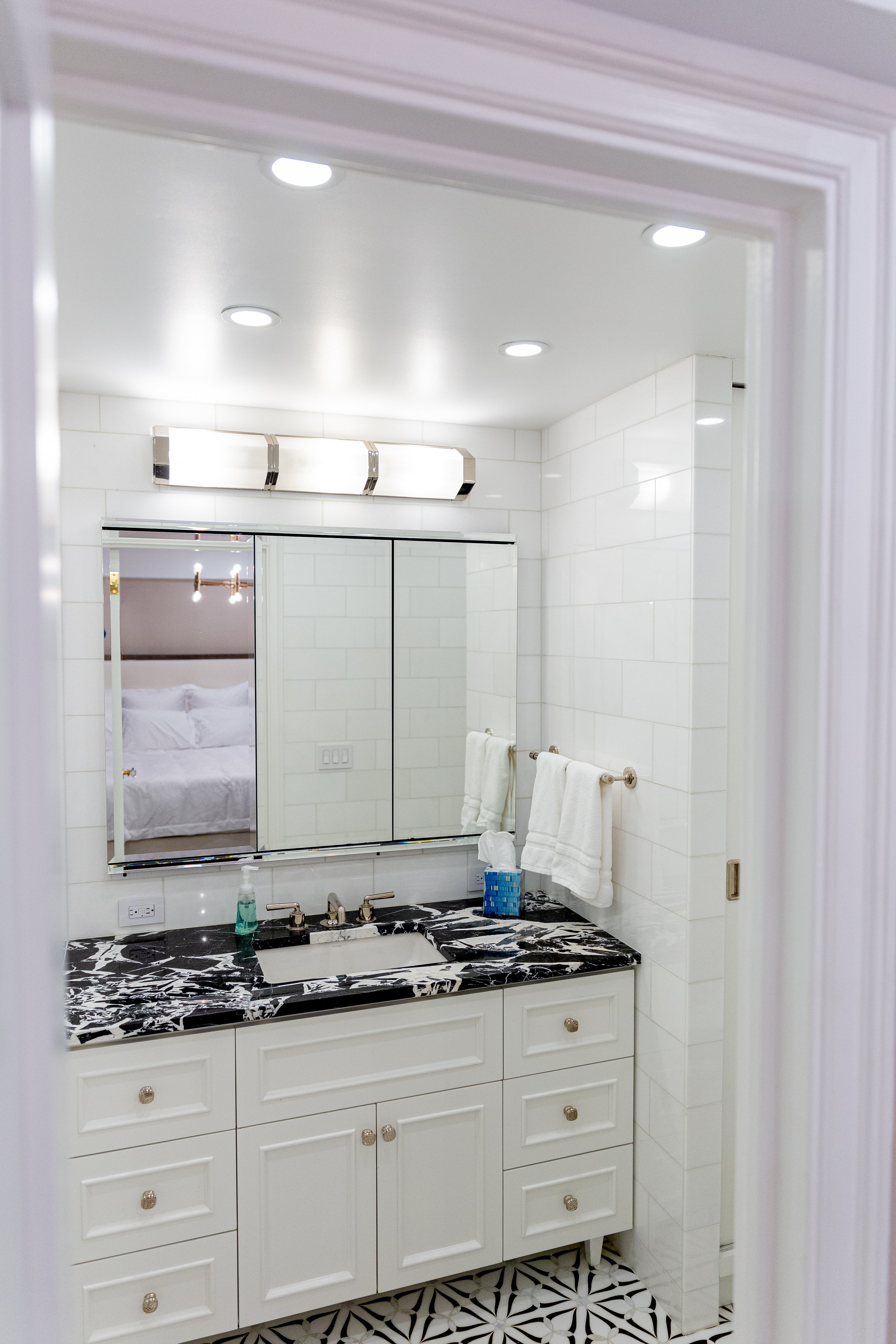 88th and Madison - Image 32